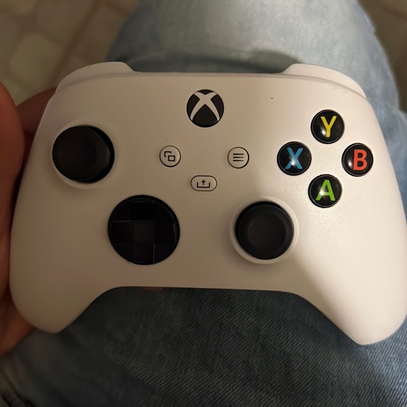 xbox 1 controller - Picture 1 of 2